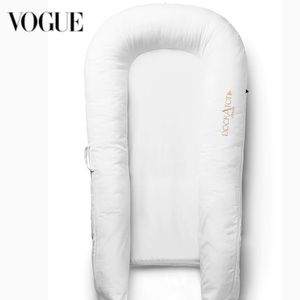 Dockatot grand with travel case- gently used